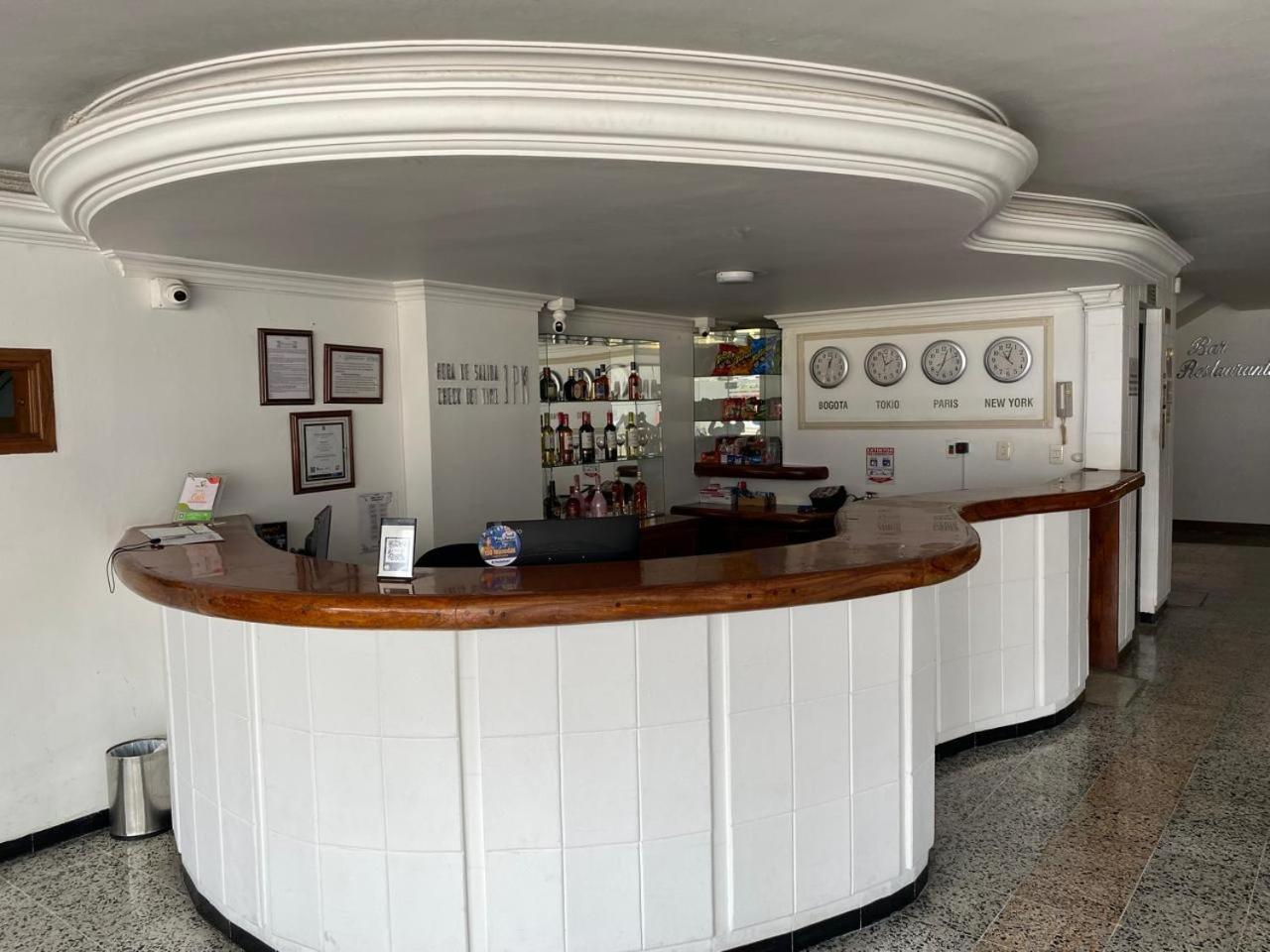 Tama Hotel Granada Real 칼리 외부 사진