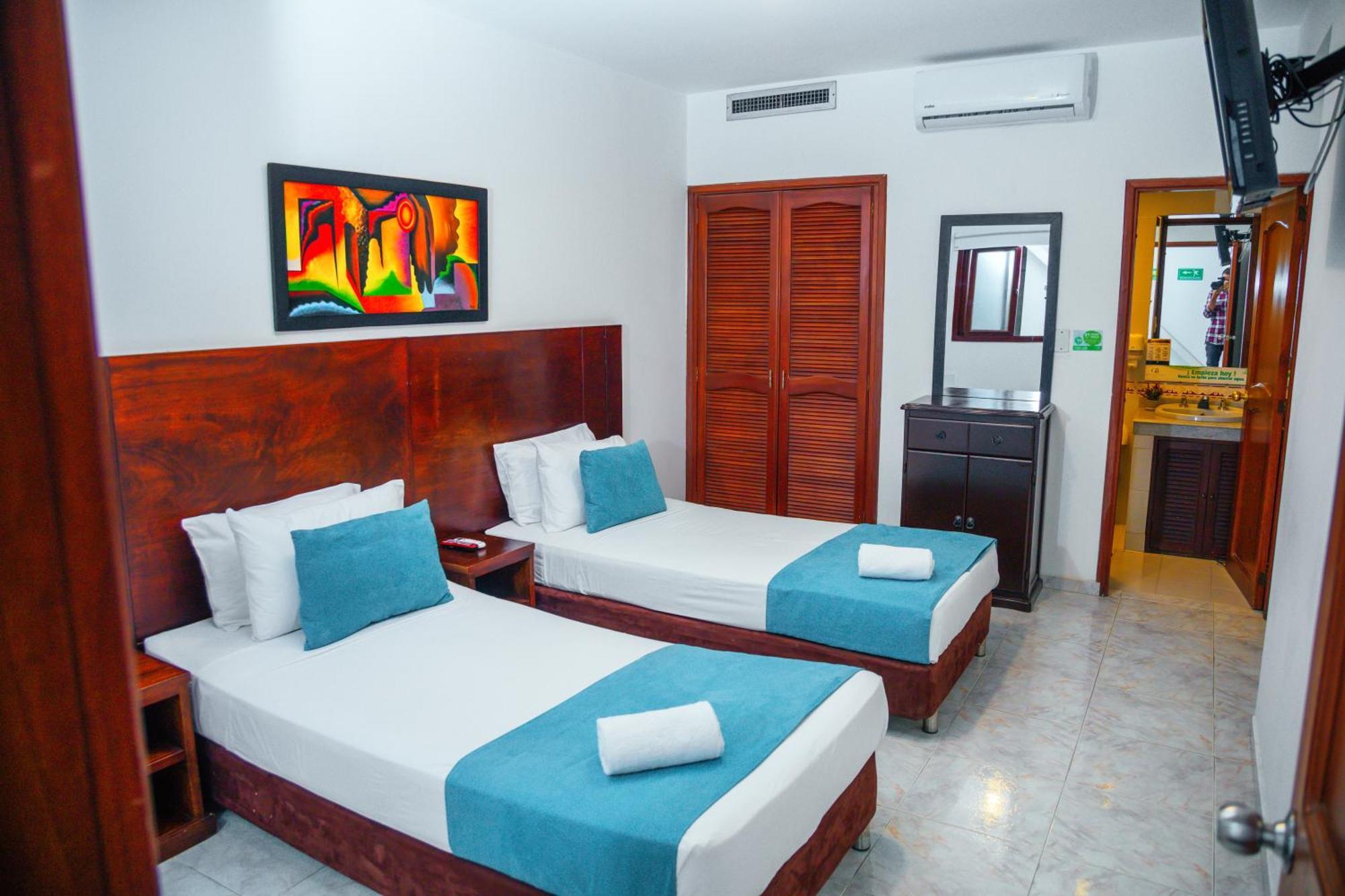 Tama Hotel Granada Real 칼리 외부 사진